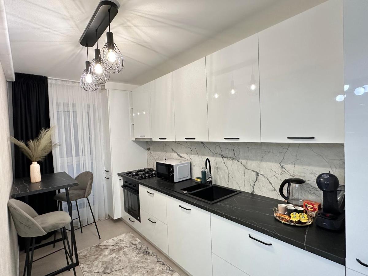 Urban Luxury Flats - Cozy Apartments At Coresi Mall #布拉索夫 外观 照片